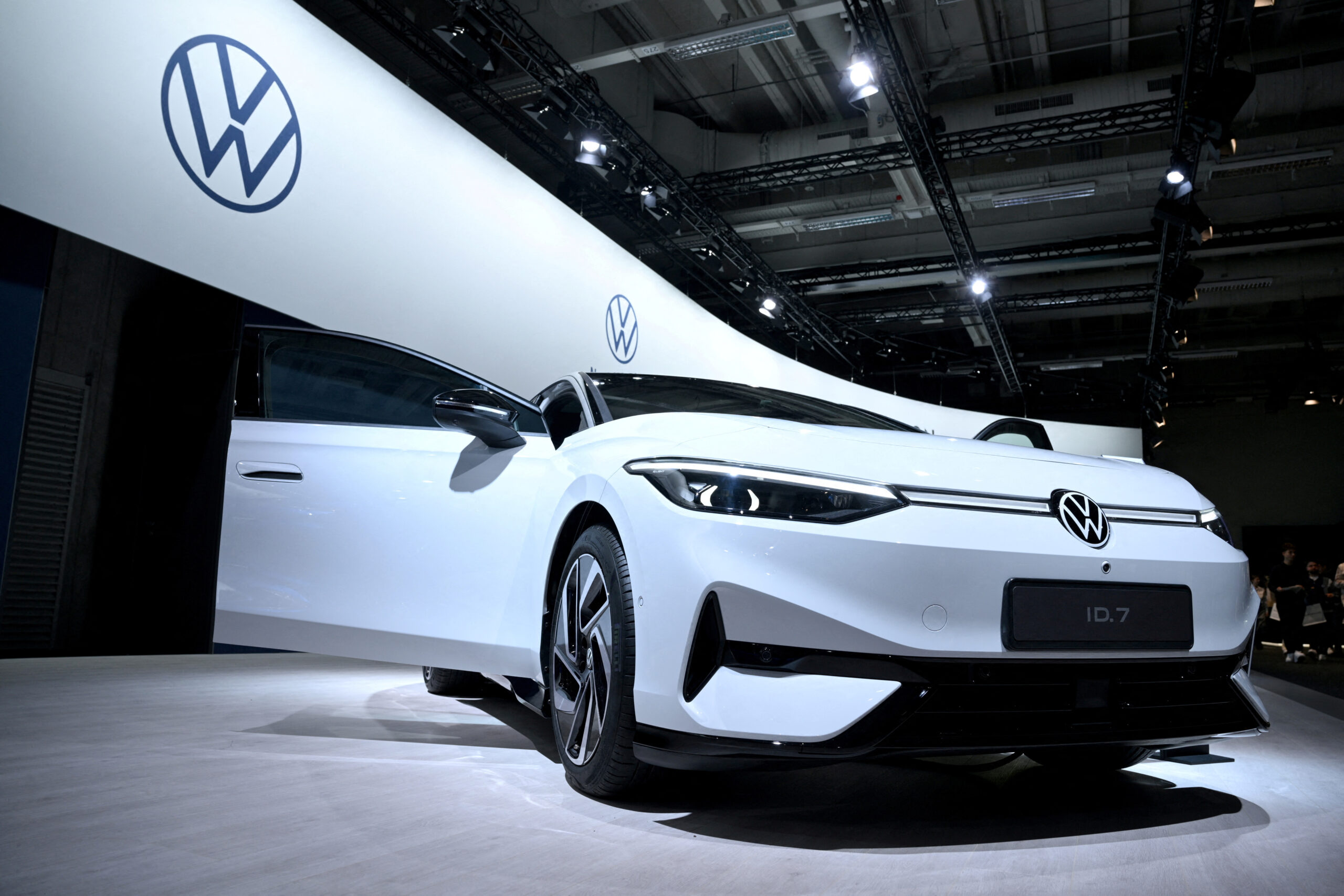 Volkswagen AG (OTC:VWAGY) Reports Mixed Q2 Earnings Amidst Restructuring and EV Expansion
