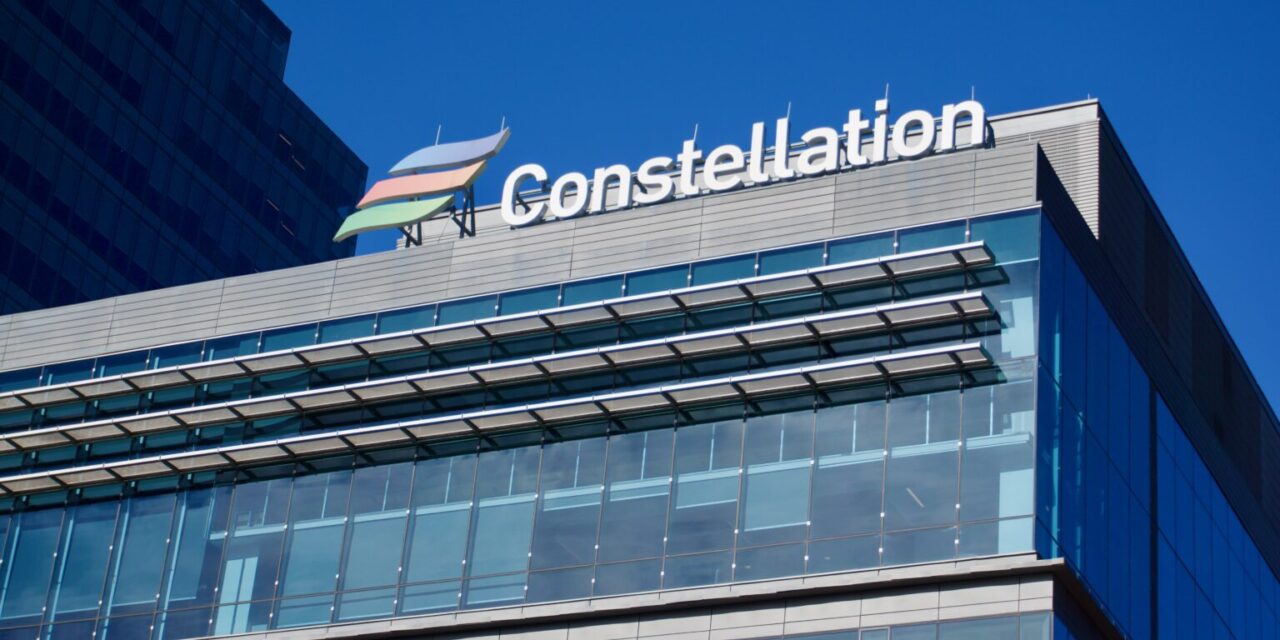 Constellation Energy (NASDAQ:CEG) Navigates Market Shifts Amidst Strong Earnings Guidance and AI Demand